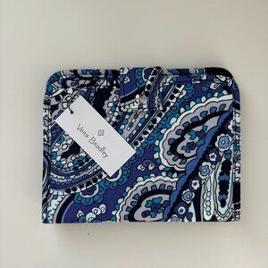 Vera Bradley Iconic Zip-In Brush Case